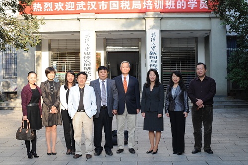 美国天普大学副校长一行访问问鼎娱乐