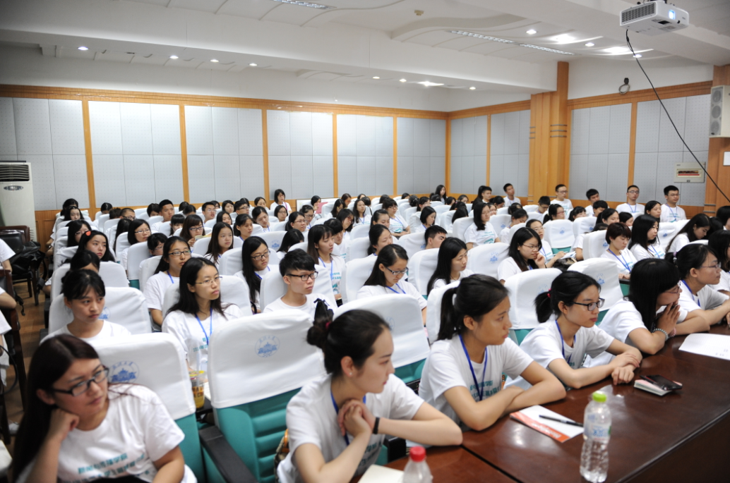 问鼎娱乐2014年优秀大学生暑期夏令营成功举办