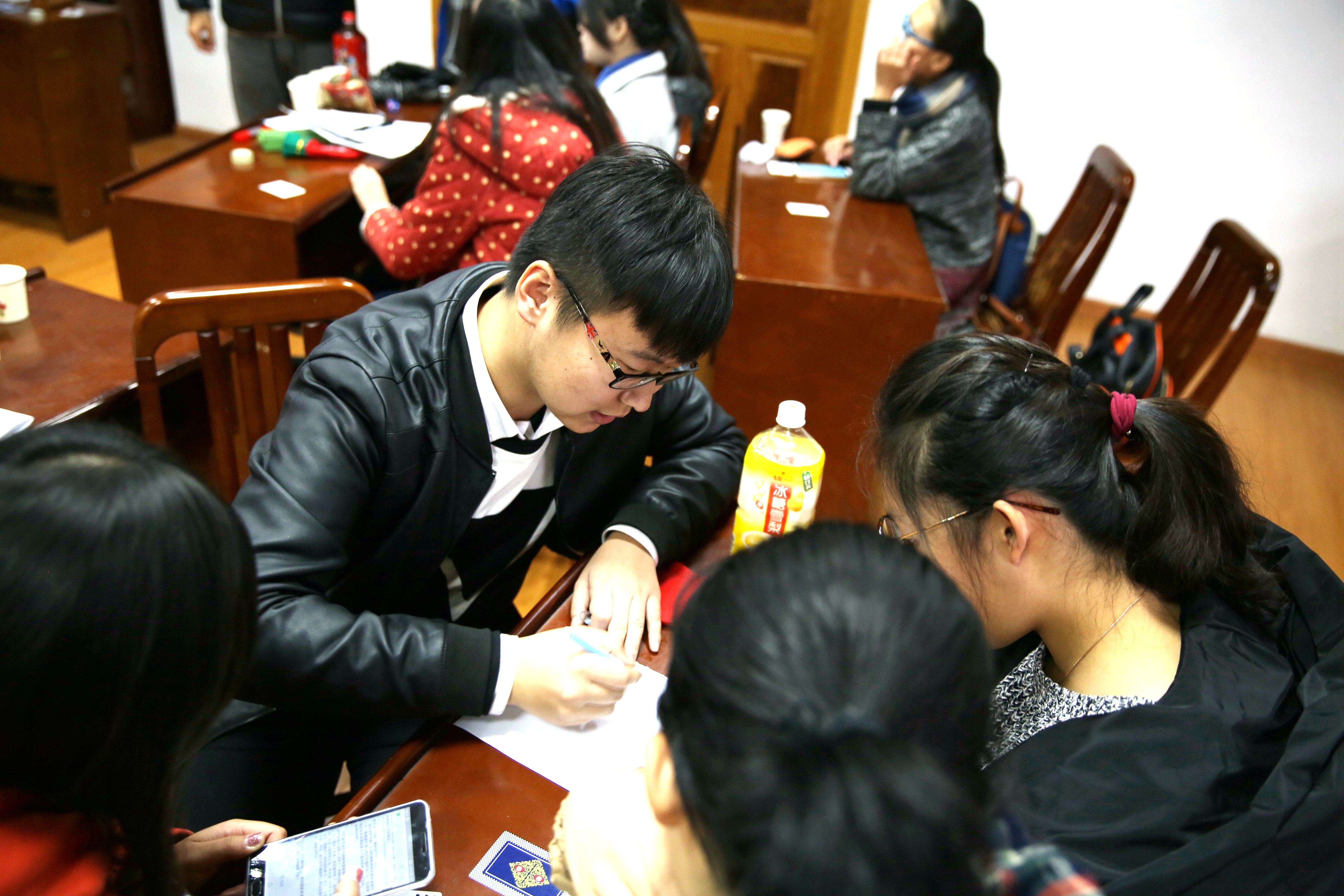 问鼎娱乐