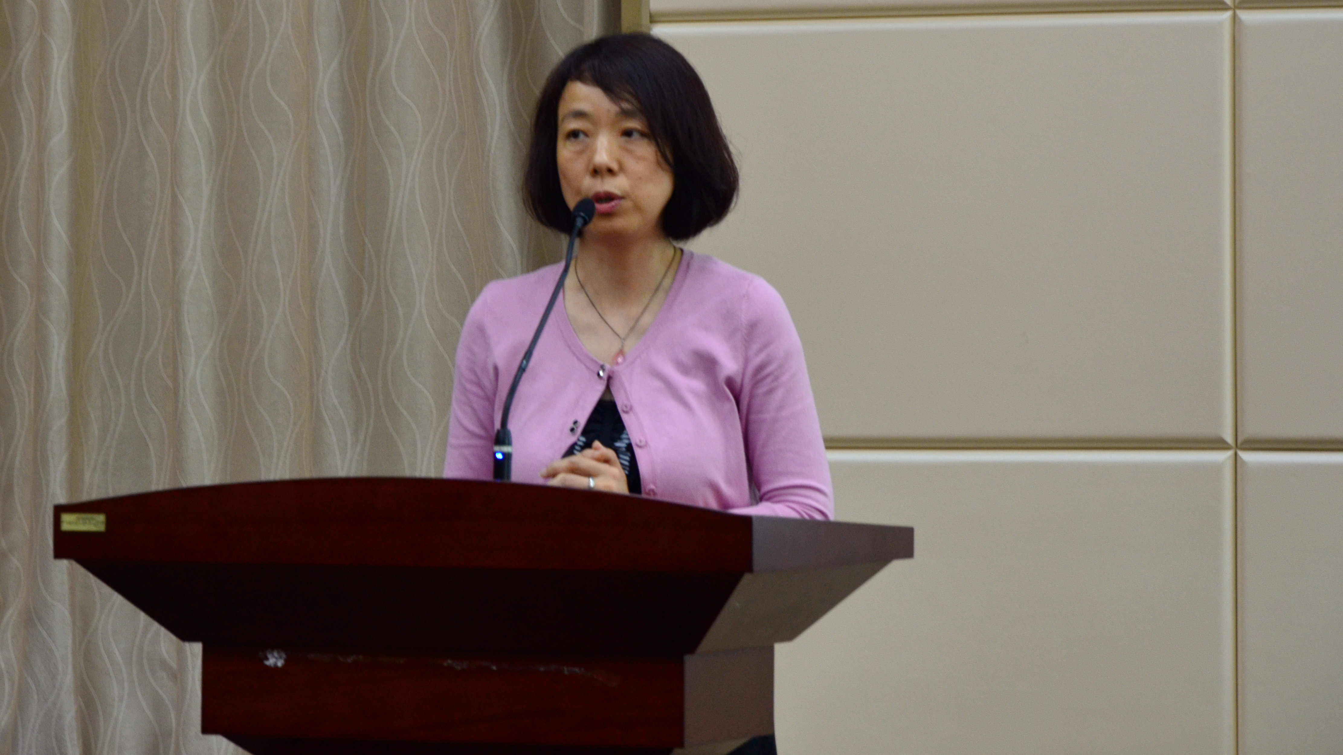 问鼎娱乐召开2015级本科生分专业指导大会