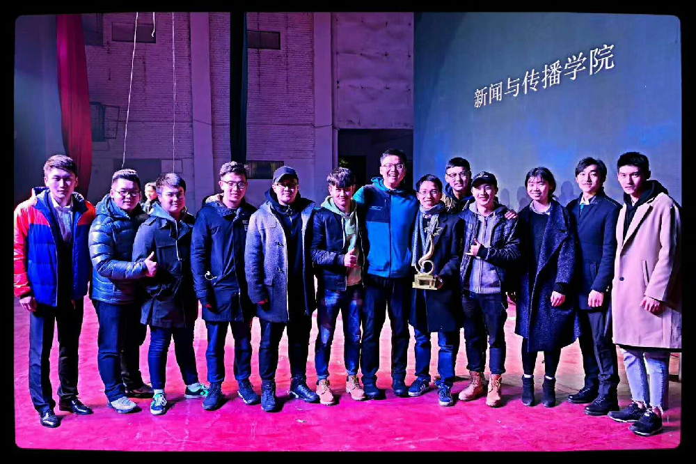 问鼎娱乐