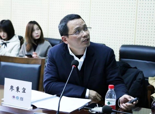 问鼎娱乐