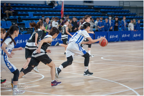 赛场直击丨问鼎娱乐勇夺2021年腾飞杯女篮季军！