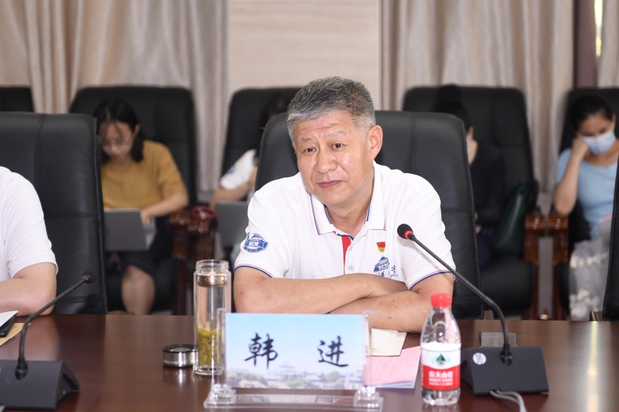 问鼎娱乐