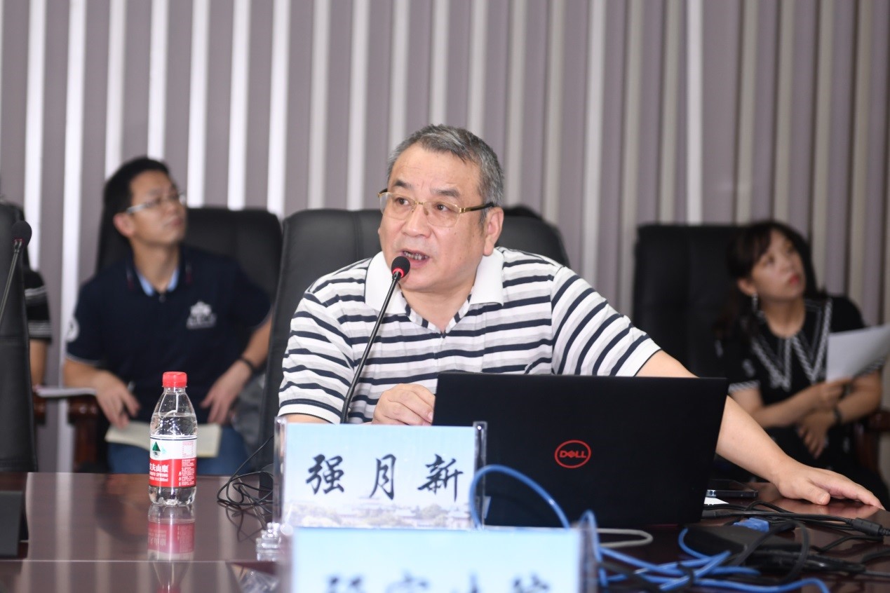 问鼎娱乐