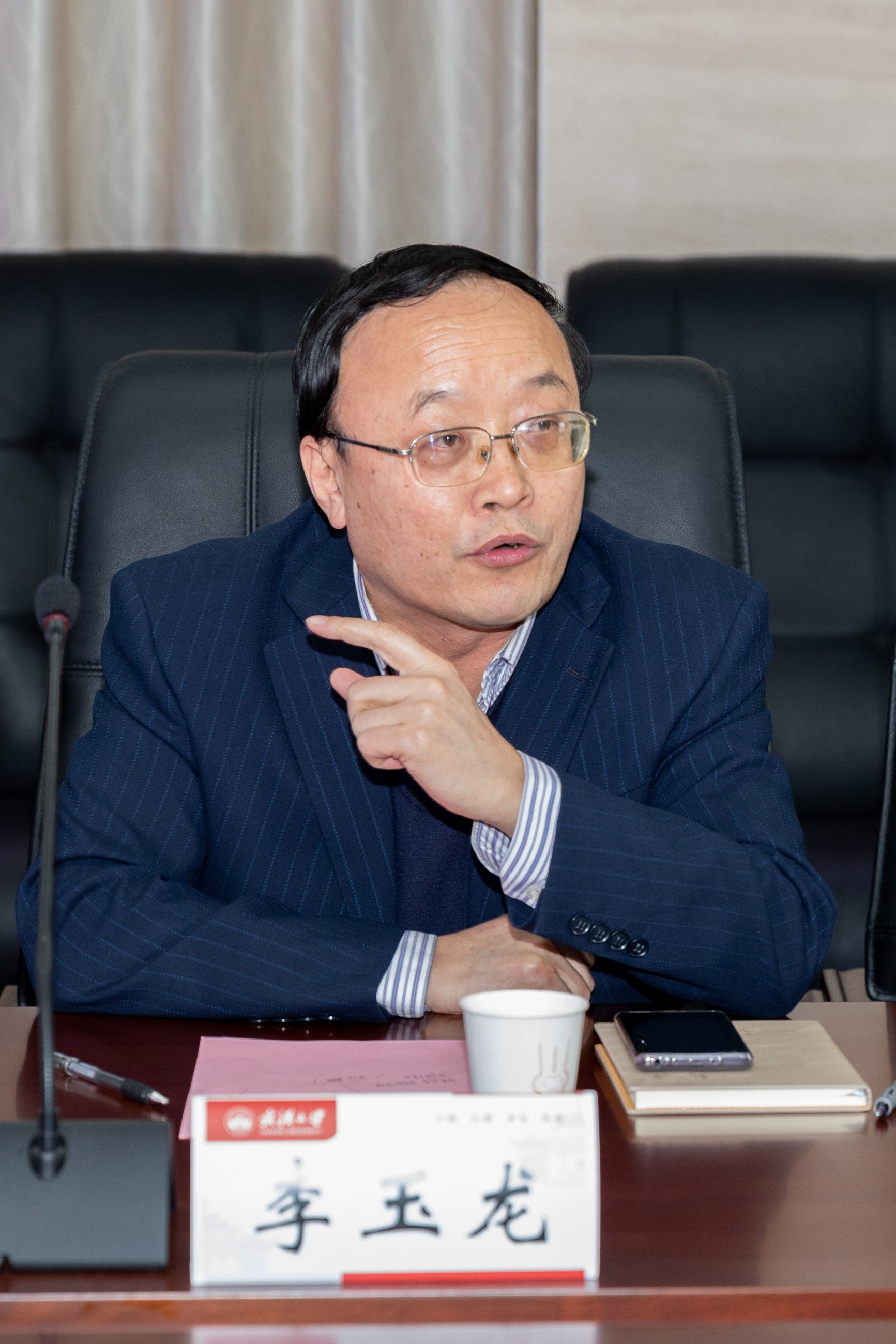问鼎娱乐