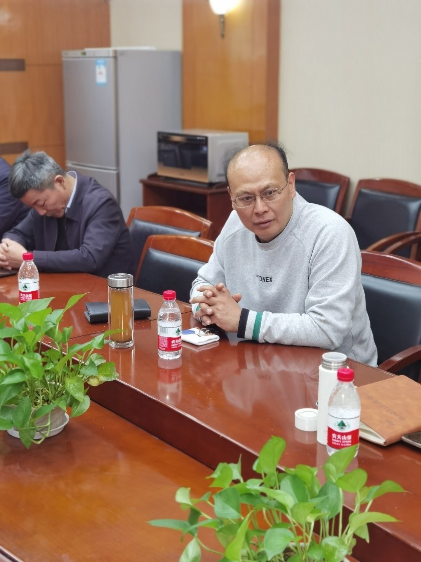 问鼎娱乐