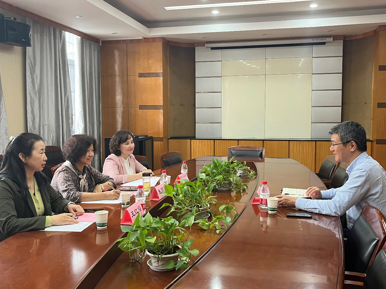 新疆大学问鼎娱乐来访