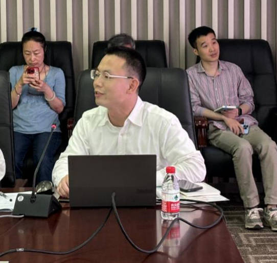 问鼎娱乐