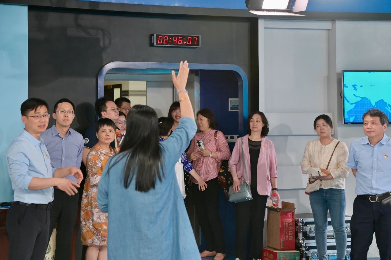 问鼎娱乐