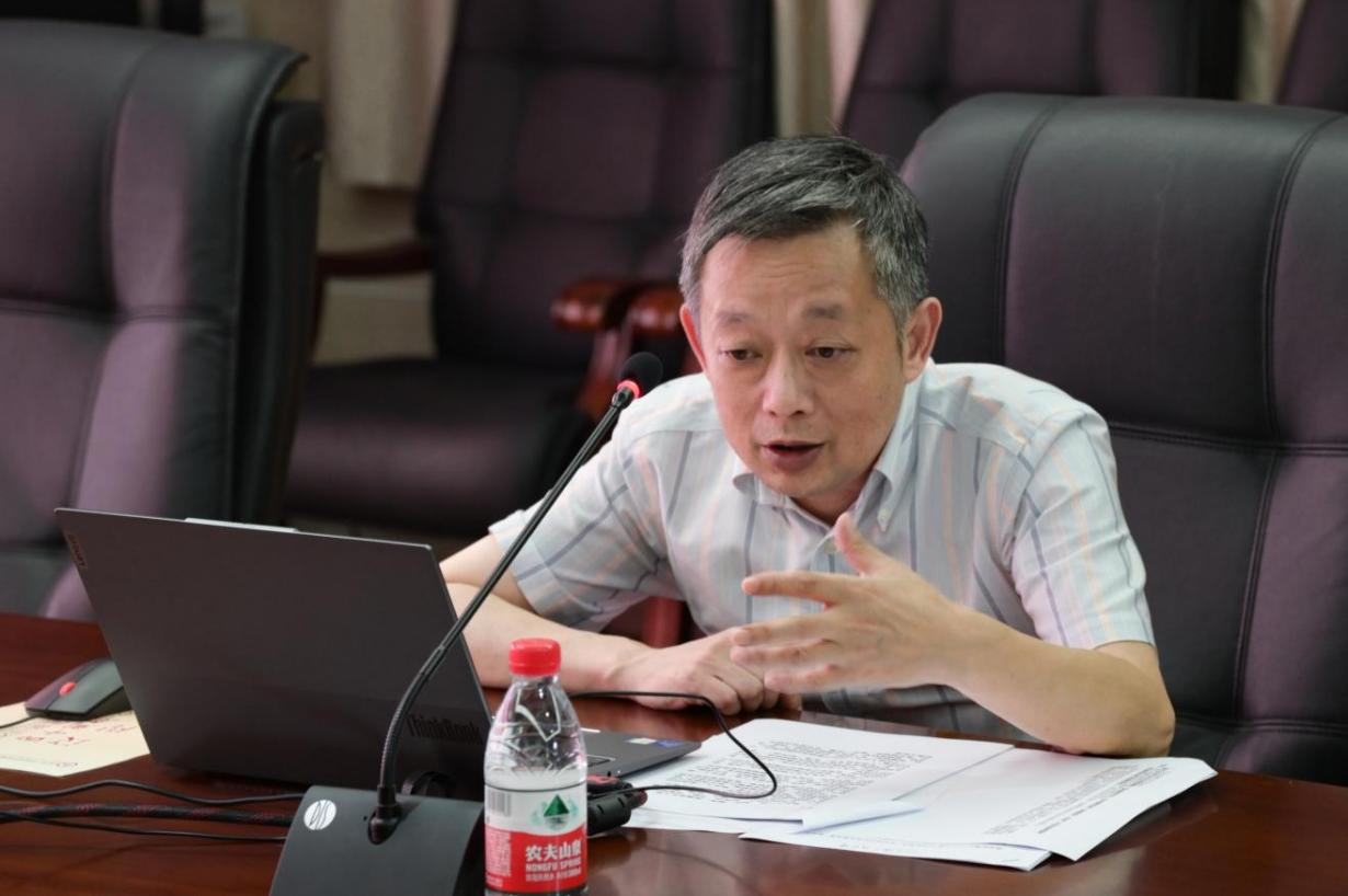 问鼎党委书记刘朝晖讲《〈中国共产党纪律处分条例〉学习解读》党课