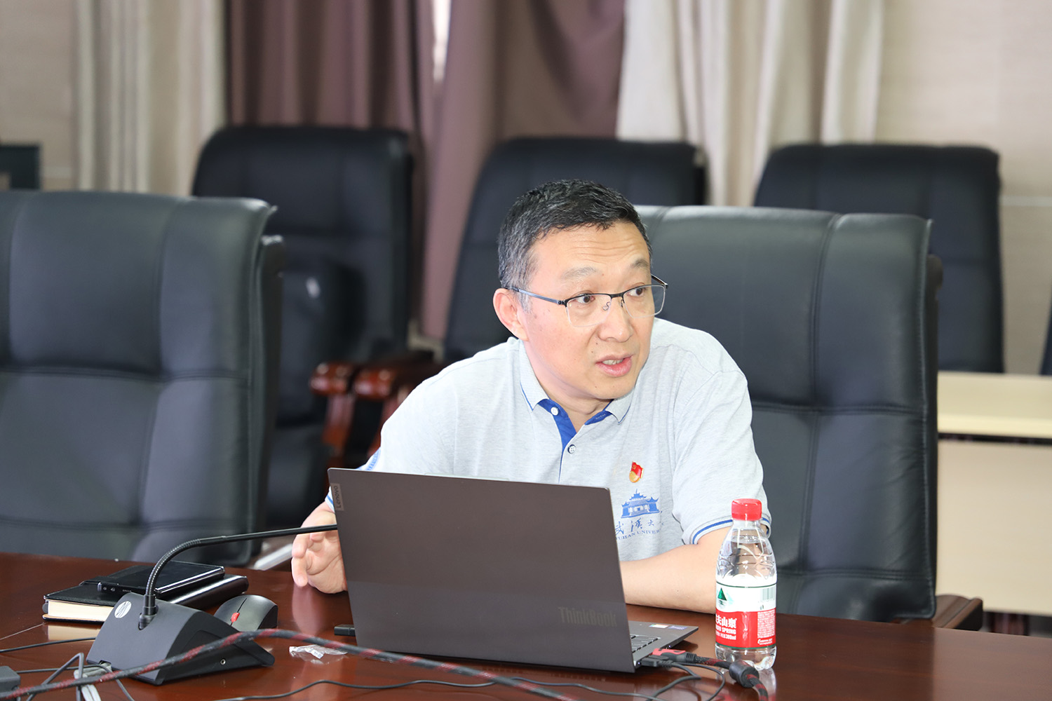 问鼎娱乐