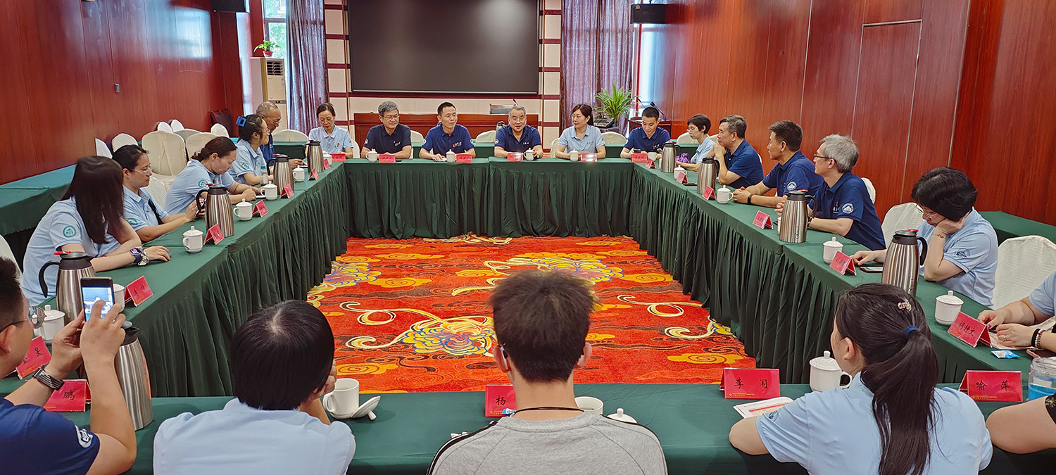 问鼎娱乐
